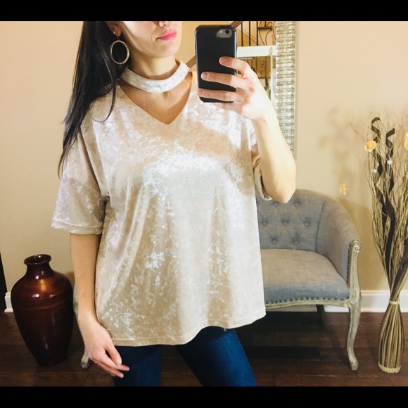 ✨NEW✨ Taupe Chocker Velvet Top - Picture 2 of 6